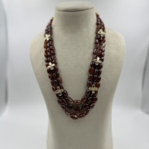 Gomedhikam ( Hessonite) with Flowers